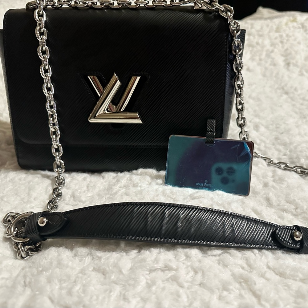 Louis Vuitton black twist MM